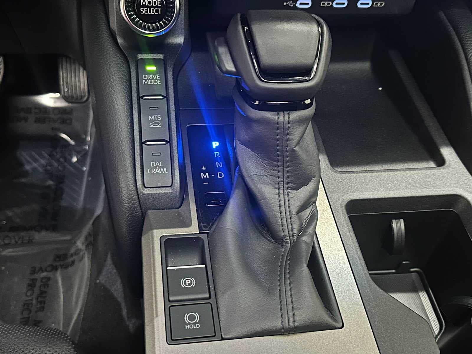 2025 Toyota Land Cruiser 4WD (Natl)