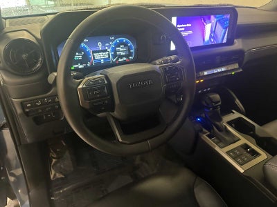 2025 Toyota Land Cruiser 4WD (Natl)