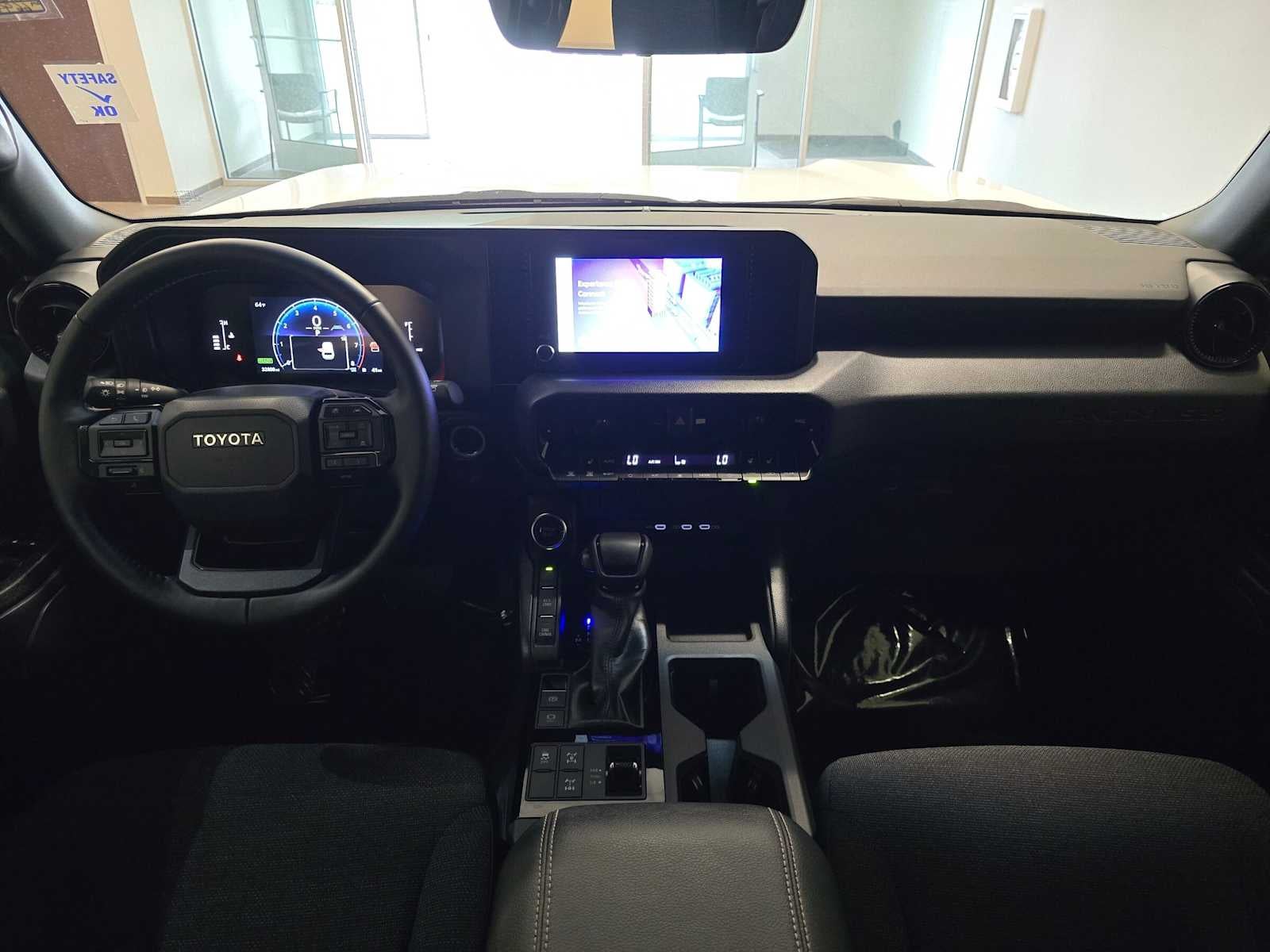 2024 Toyota Land Cruiser 4WD (Natl)
