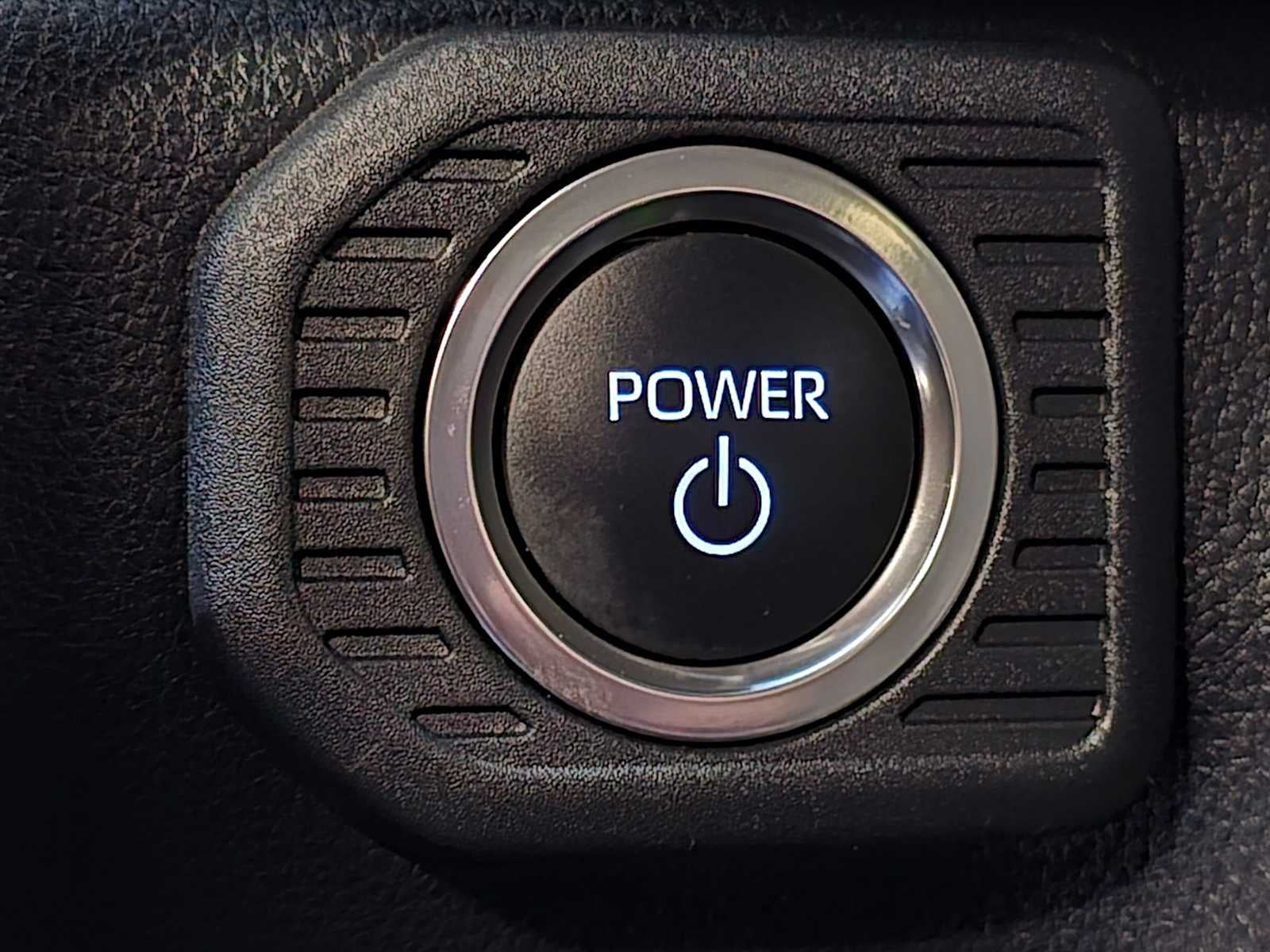 2024 Toyota Land Cruiser 4WD (Natl)