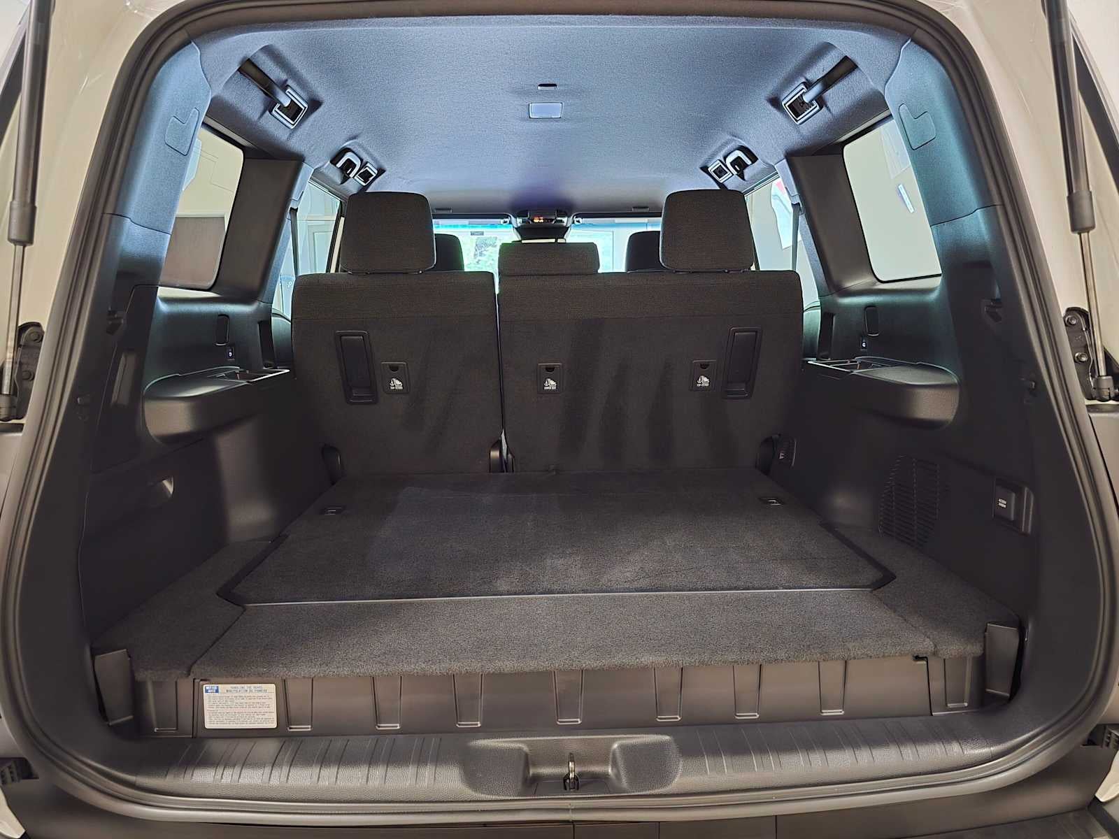2024 Toyota Land Cruiser 4WD (Natl)