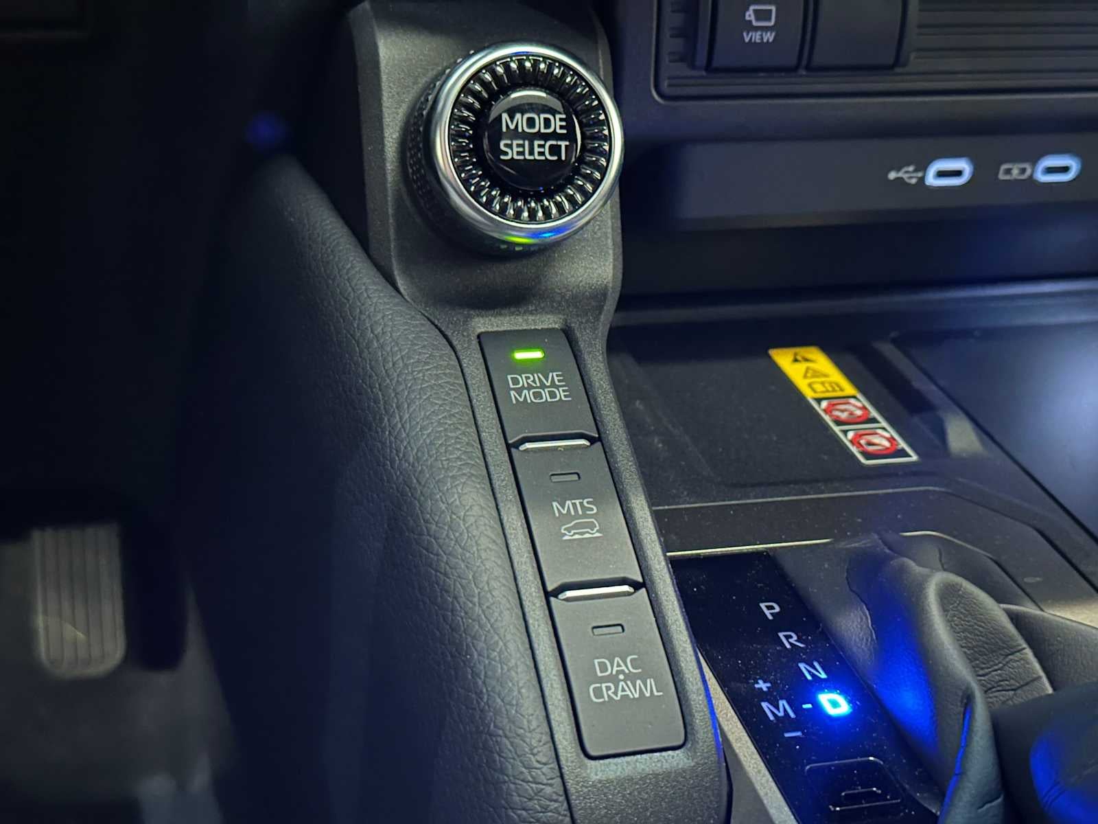 2025 Toyota Land Cruiser 4WD (Natl)