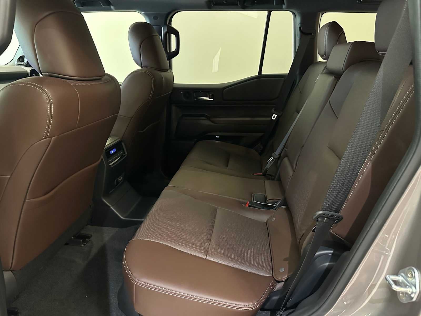 2025 Toyota Land Cruiser 4WD (Natl)