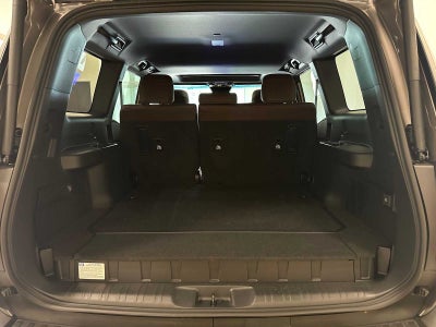 2025 Toyota Land Cruiser 4WD (Natl)