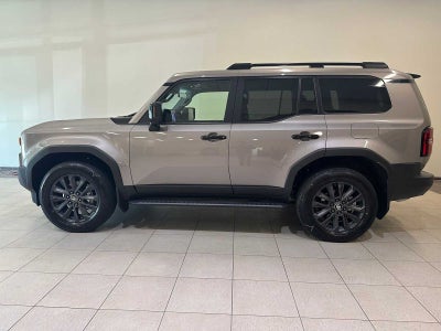 2025 Toyota Land Cruiser 4WD (Natl)