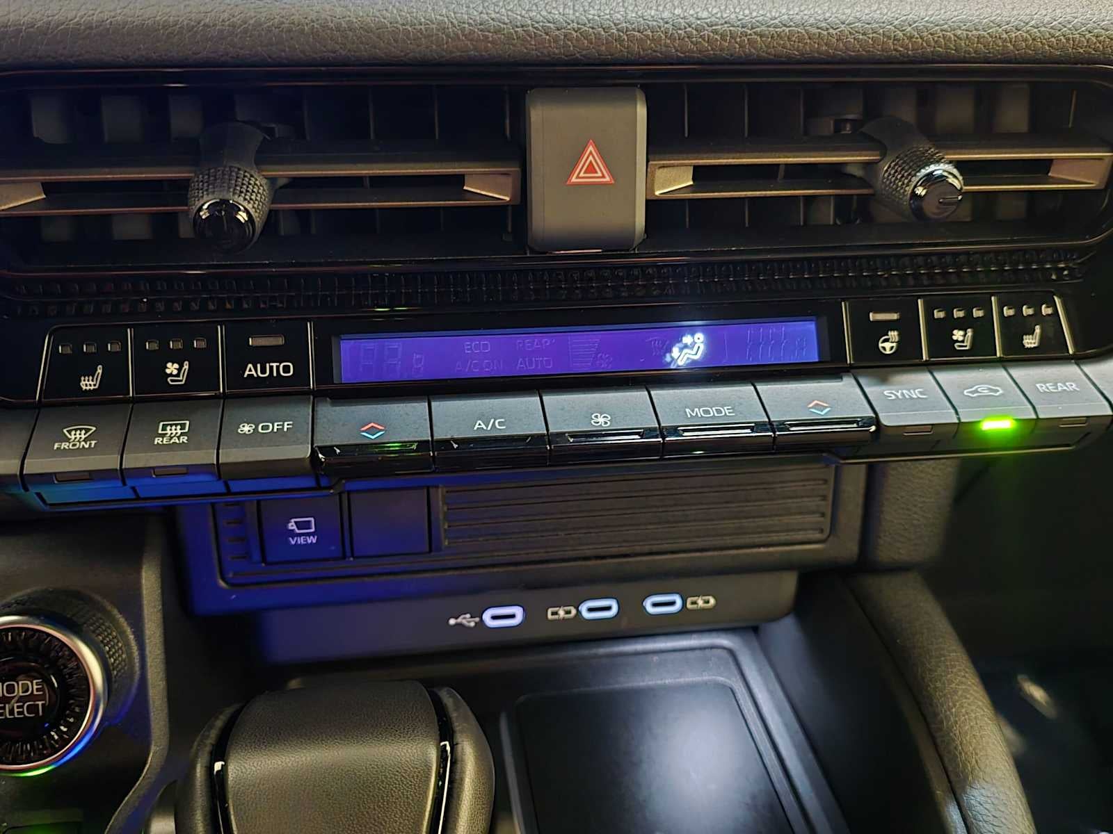 2026 Toyota Land Cruiser 4WD (Natl)