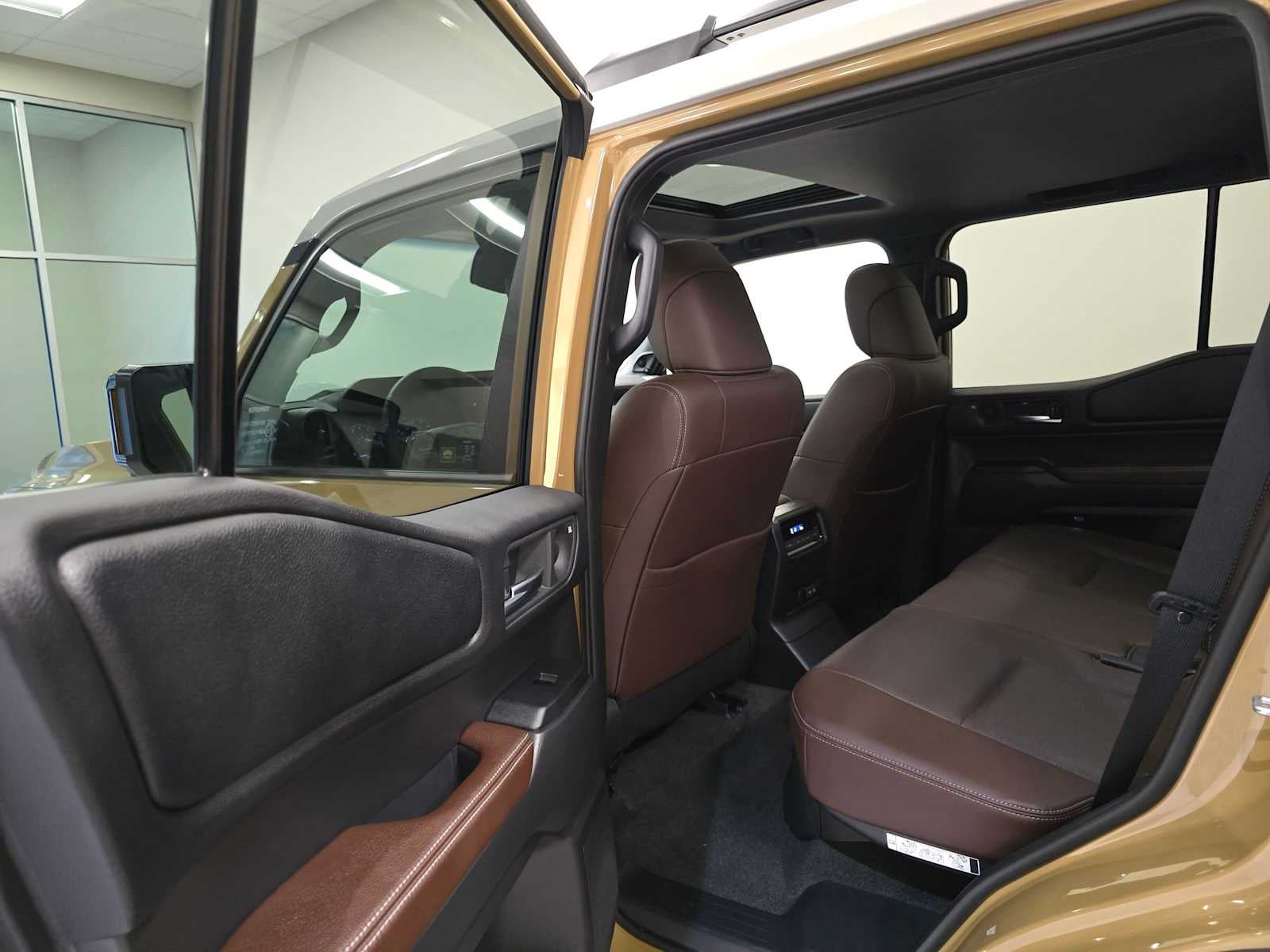 2026 Toyota Land Cruiser 4WD (Natl)
