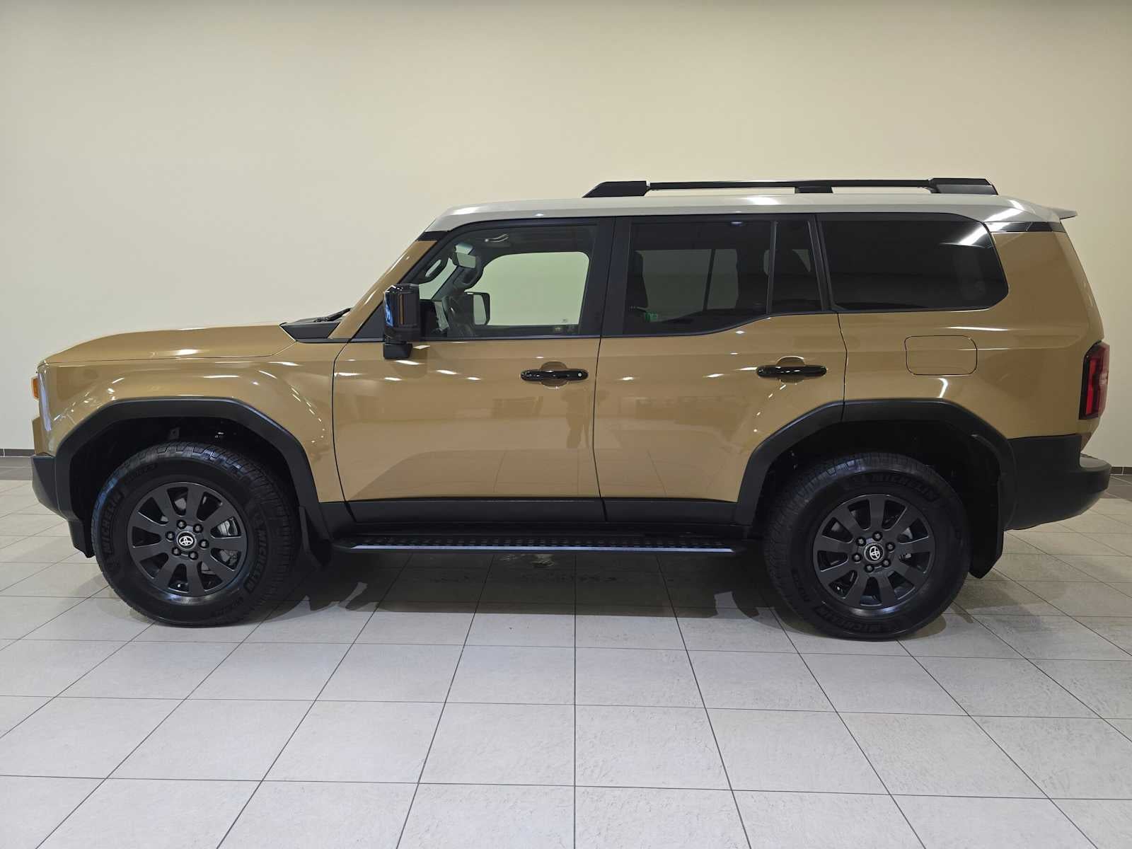2026 Toyota Land Cruiser 4WD (Natl)