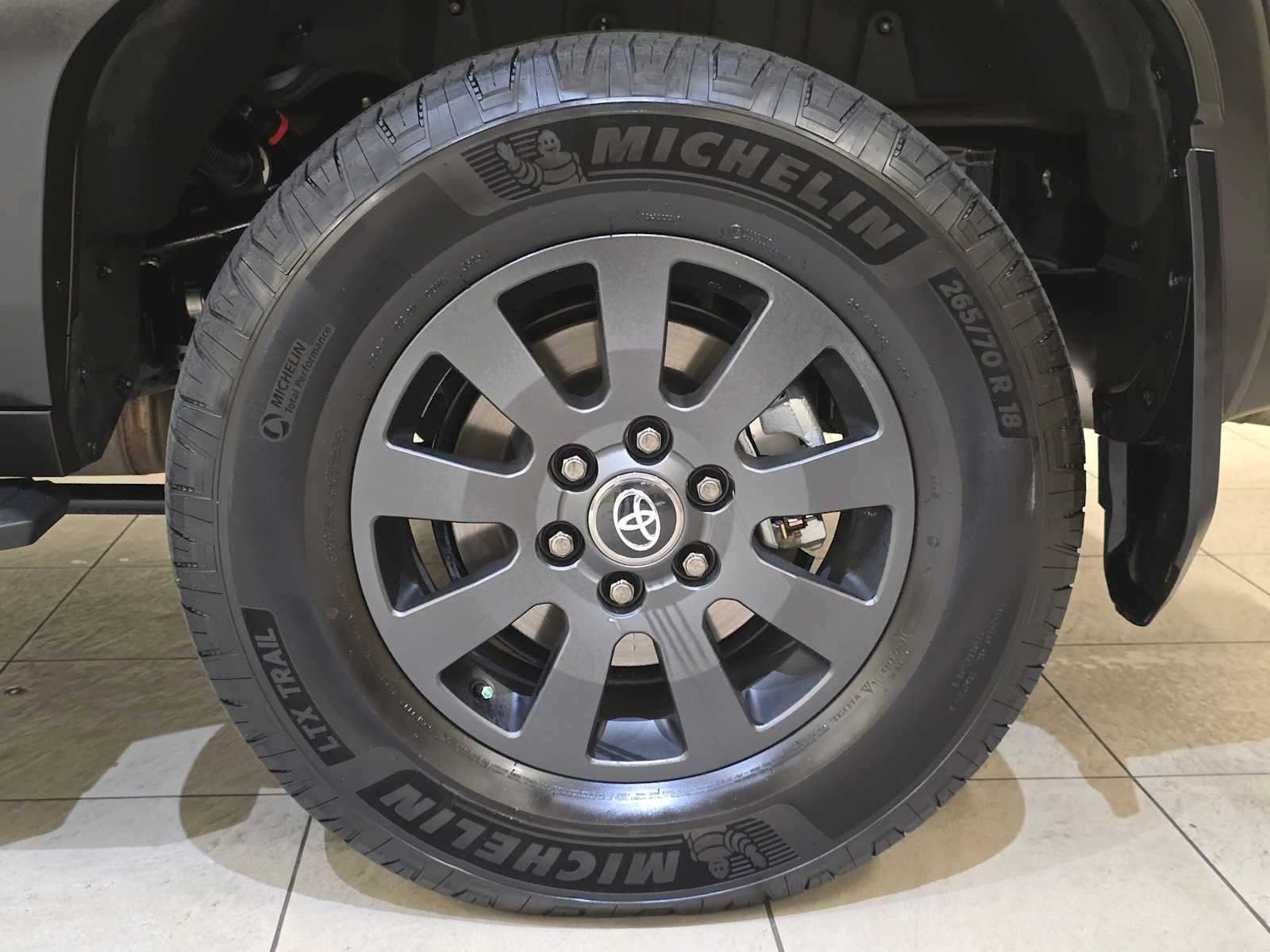 2026 Toyota Land Cruiser 4WD (Natl)