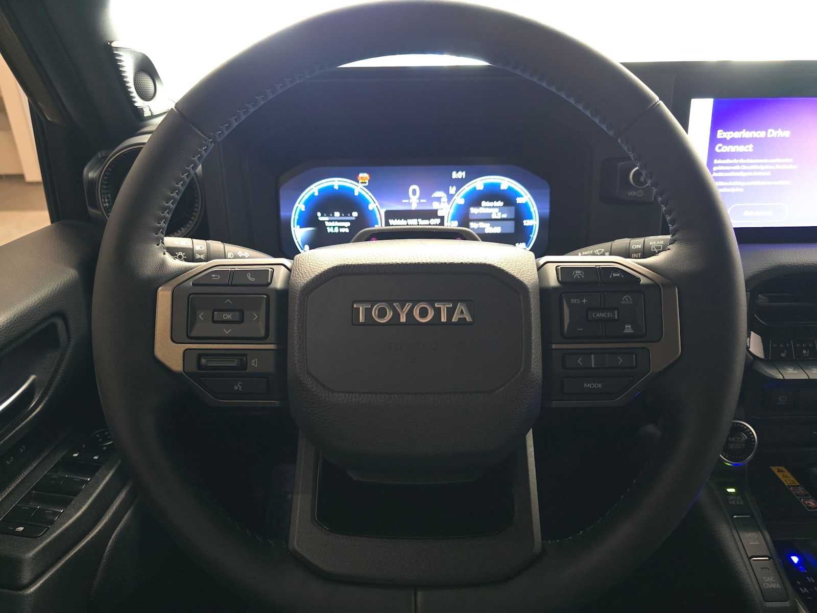 2026 Toyota Land Cruiser 4WD (Natl)