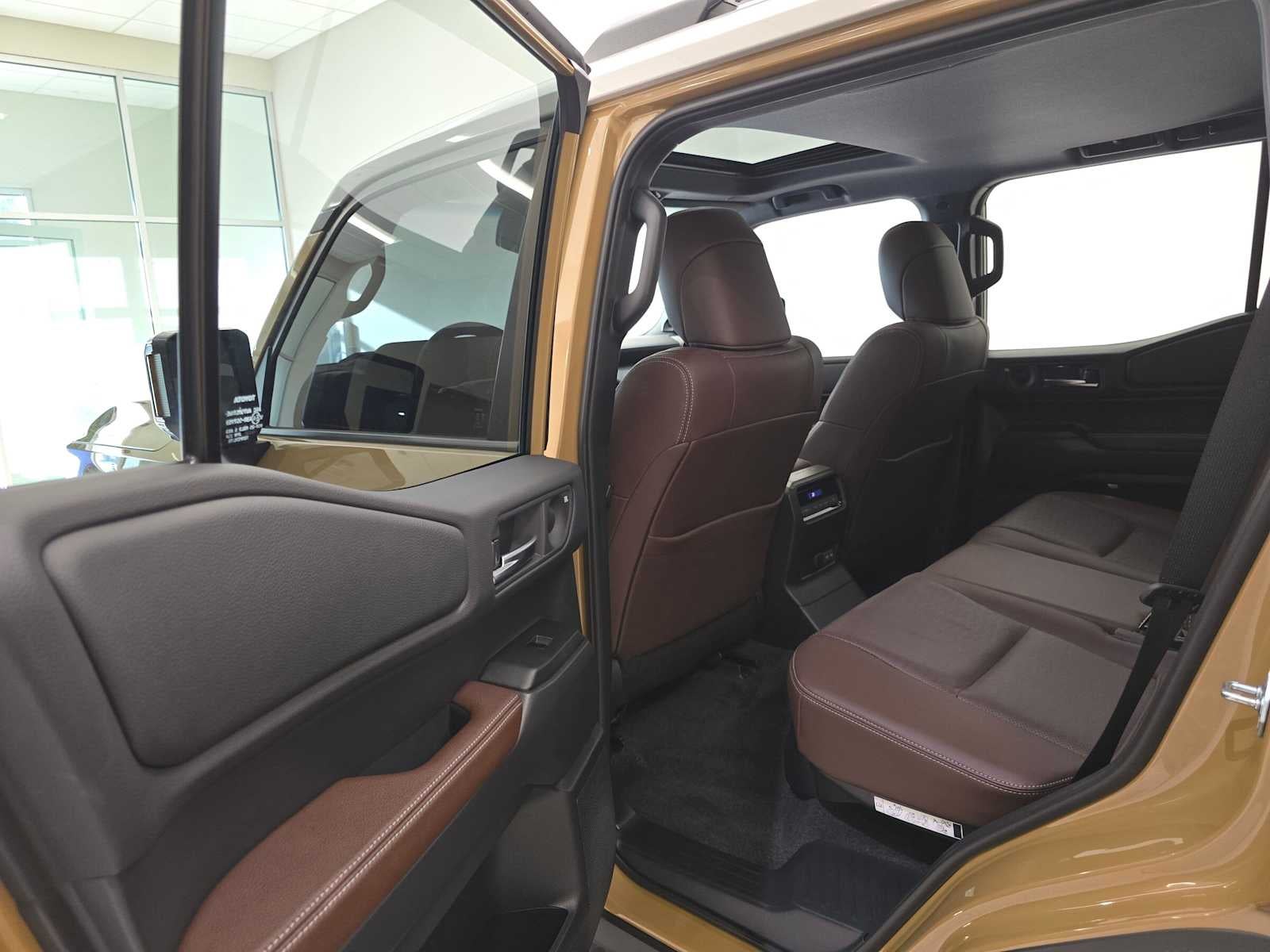 2026 Toyota Land Cruiser 4WD (Natl)
