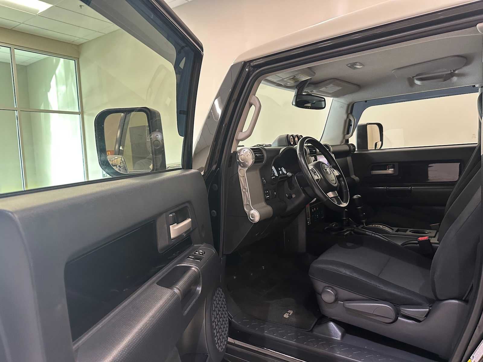2014 Toyota FJ Cruiser 4WD 4dr Auto (Natl)