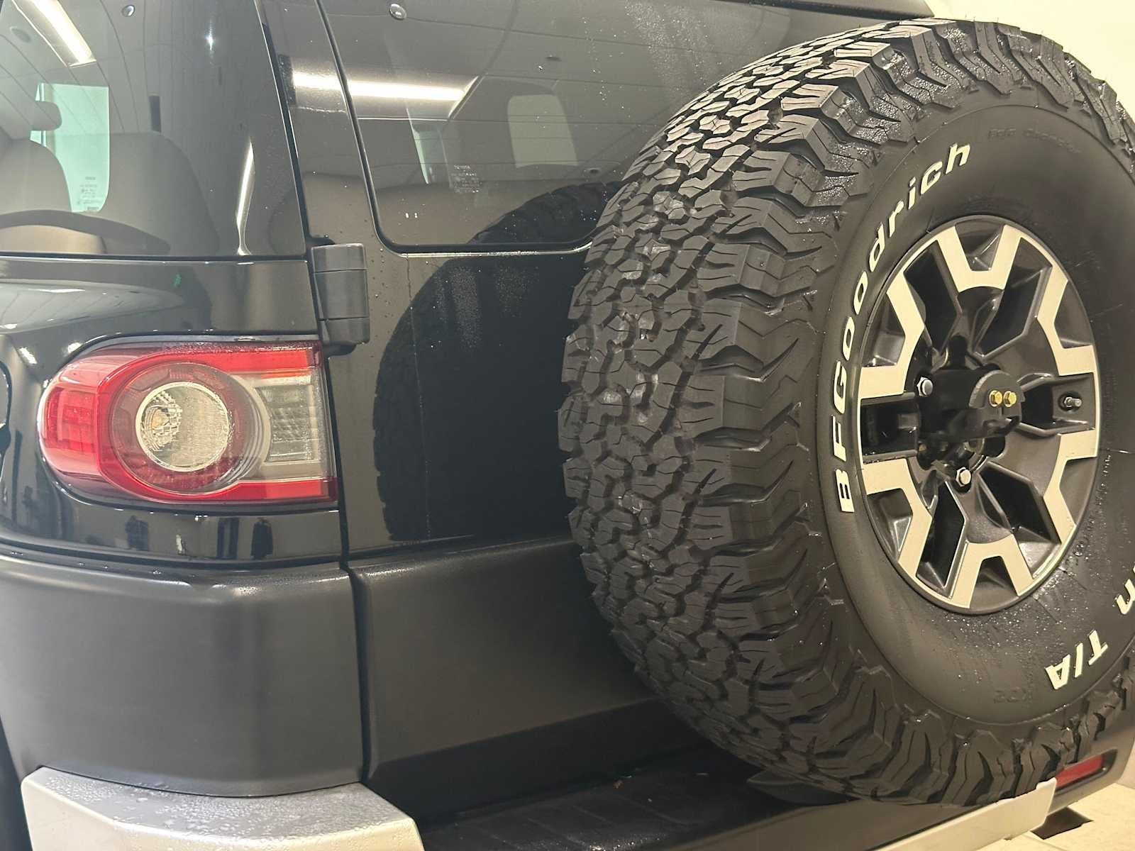 2014 Toyota FJ Cruiser 4WD 4dr Auto (Natl)