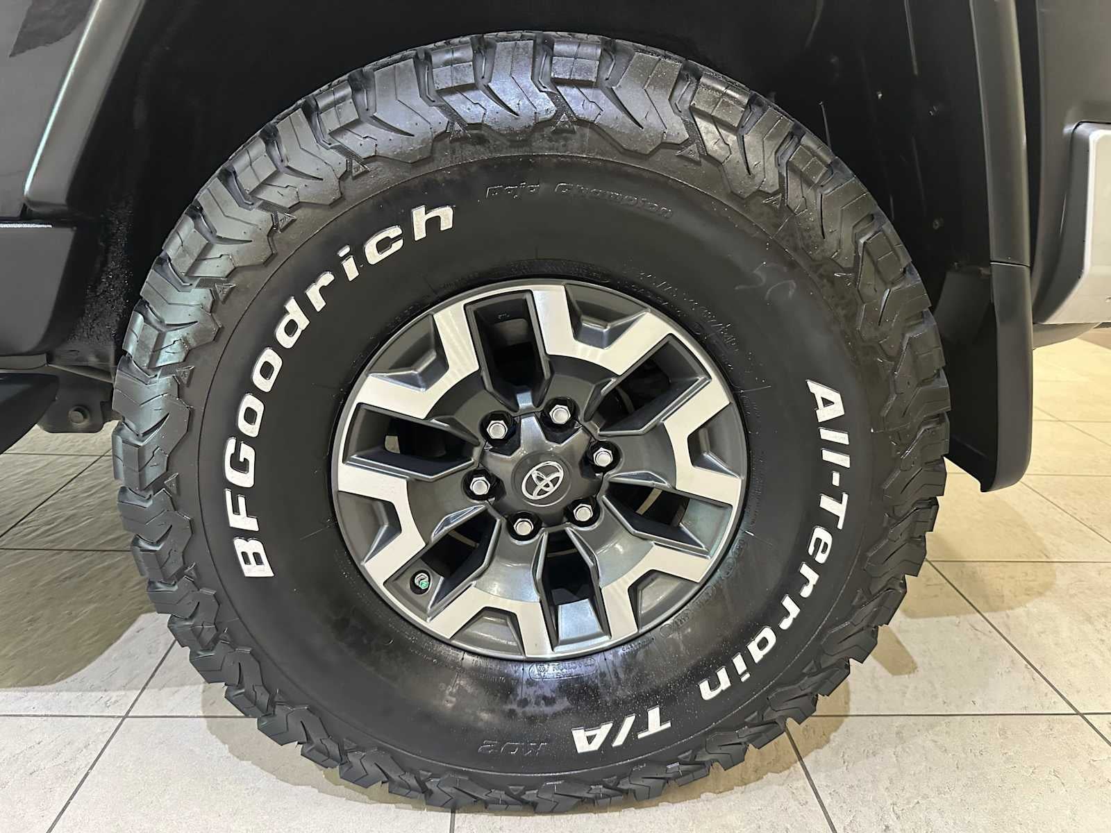 2014 Toyota FJ Cruiser 4WD 4dr Auto (Natl)