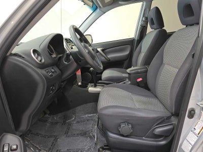 2005 Toyota RAV4 4dr Auto 4WD (Natl)