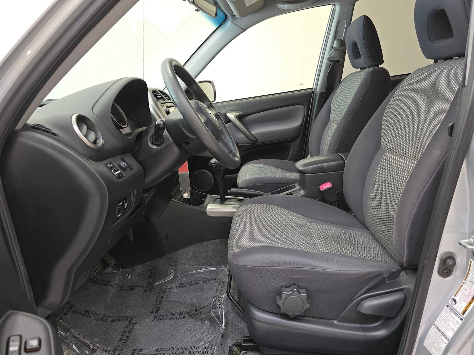 2005 Toyota RAV4 4dr Auto 4WD (Natl)