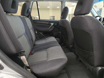 2005 Toyota RAV4 4dr Auto 4WD (Natl)