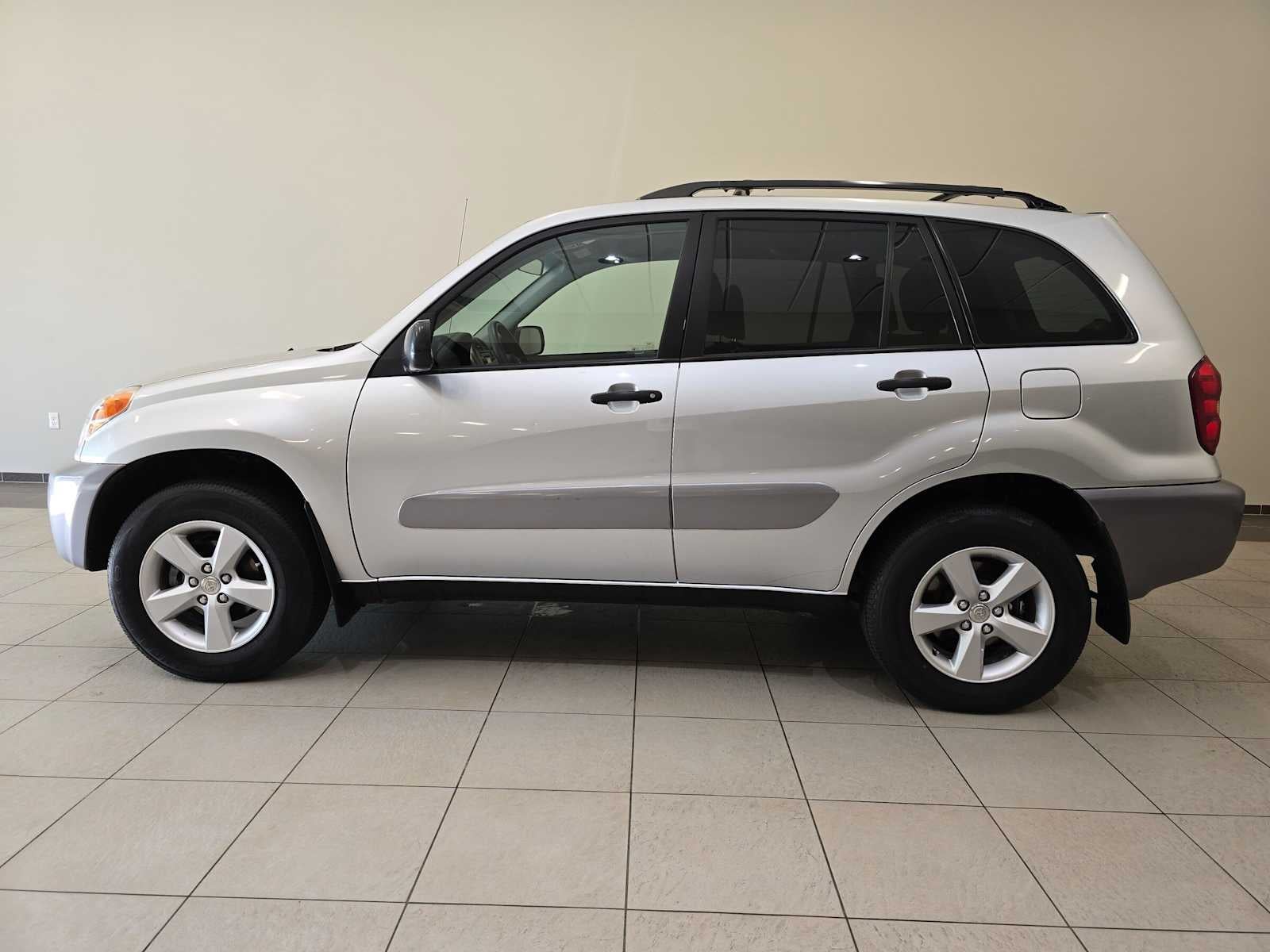 2005 Toyota RAV4 4dr Auto 4WD (Natl)