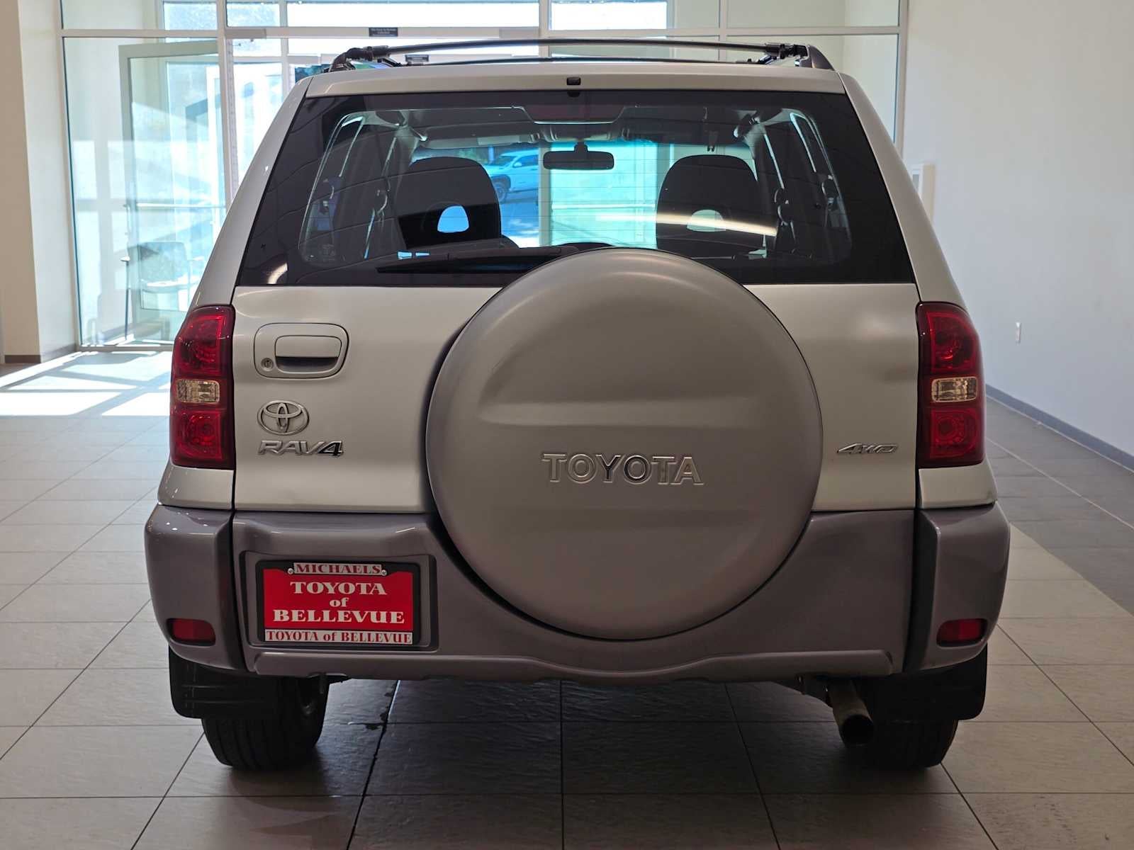 2005 Toyota RAV4 4dr Auto 4WD (Natl)