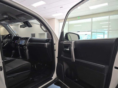 2022 Toyota 4Runner SR5
