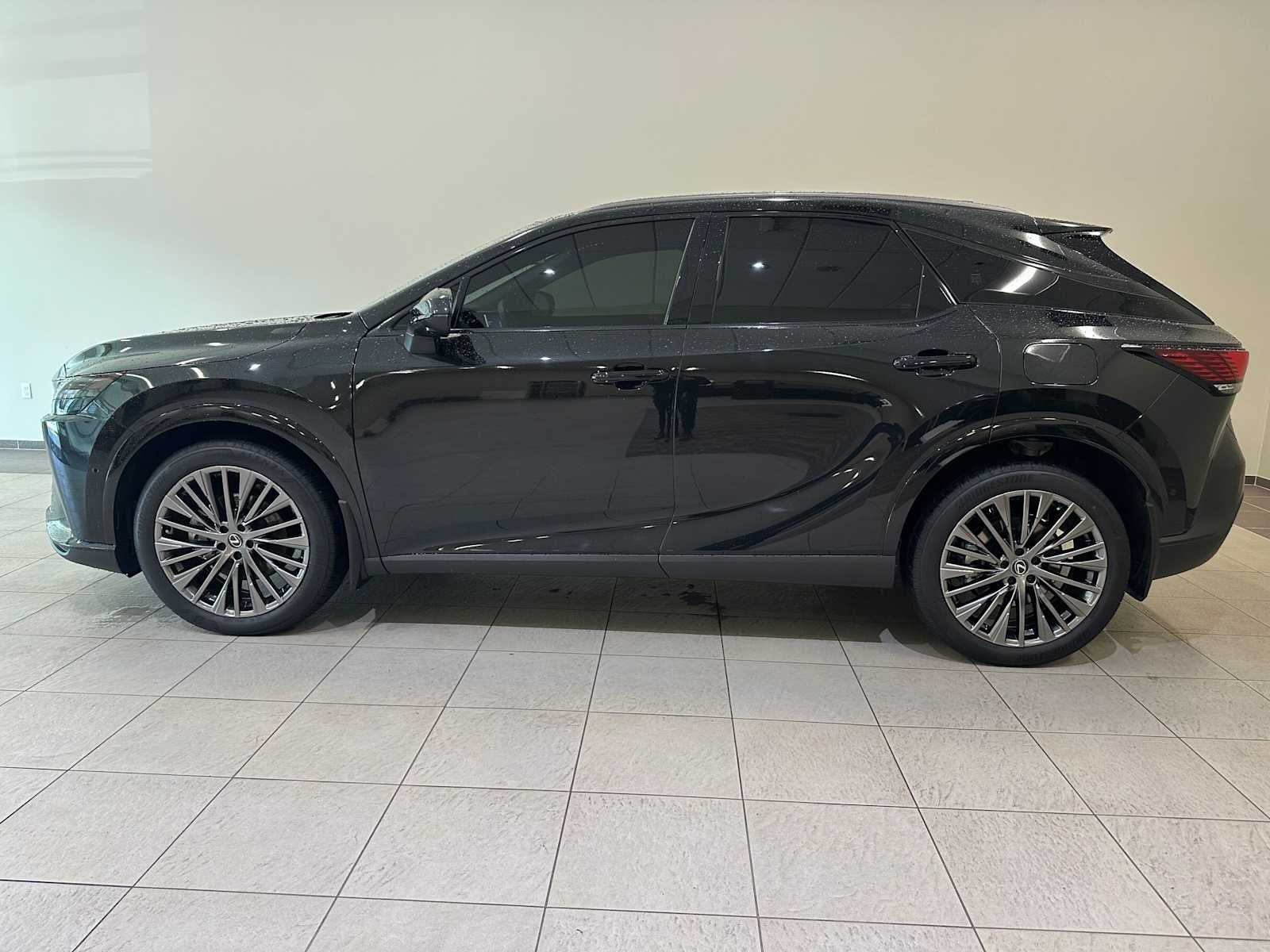 2025 Lexus RX 450h+ Luxury