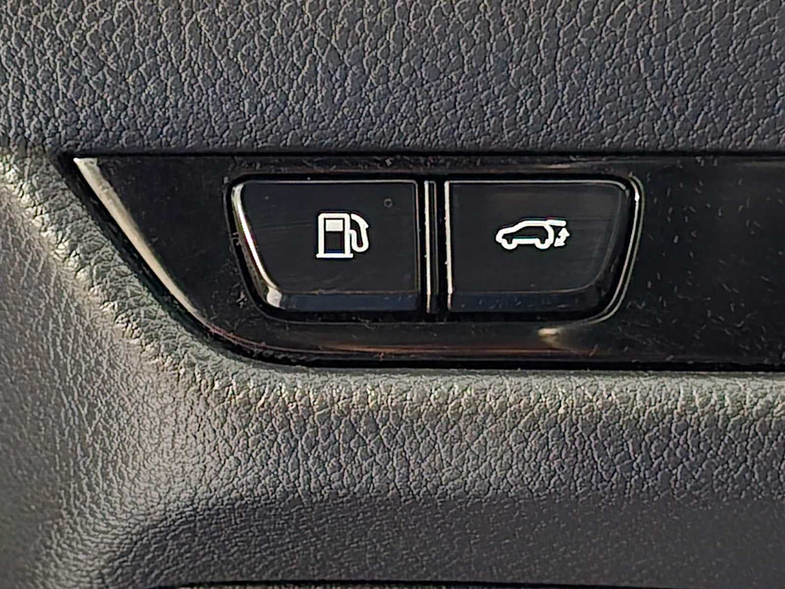2024 Lexus NX 450h+ Luxury