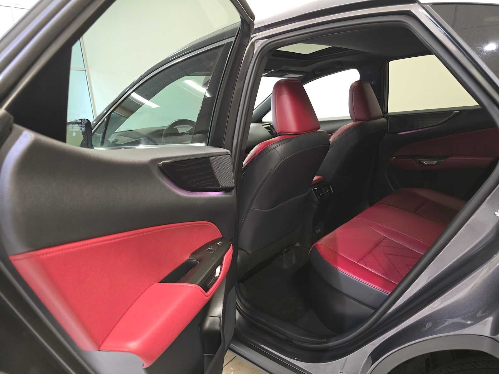 2024 Lexus NX 450h+ Luxury