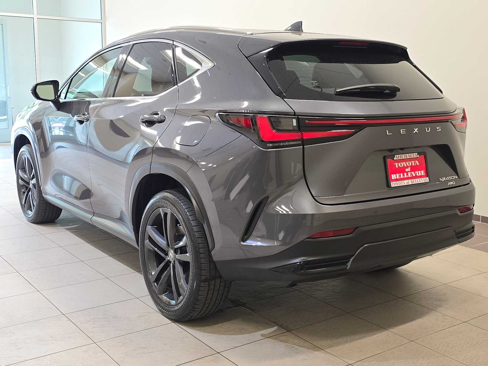 2024 Lexus NX 450h+ Luxury