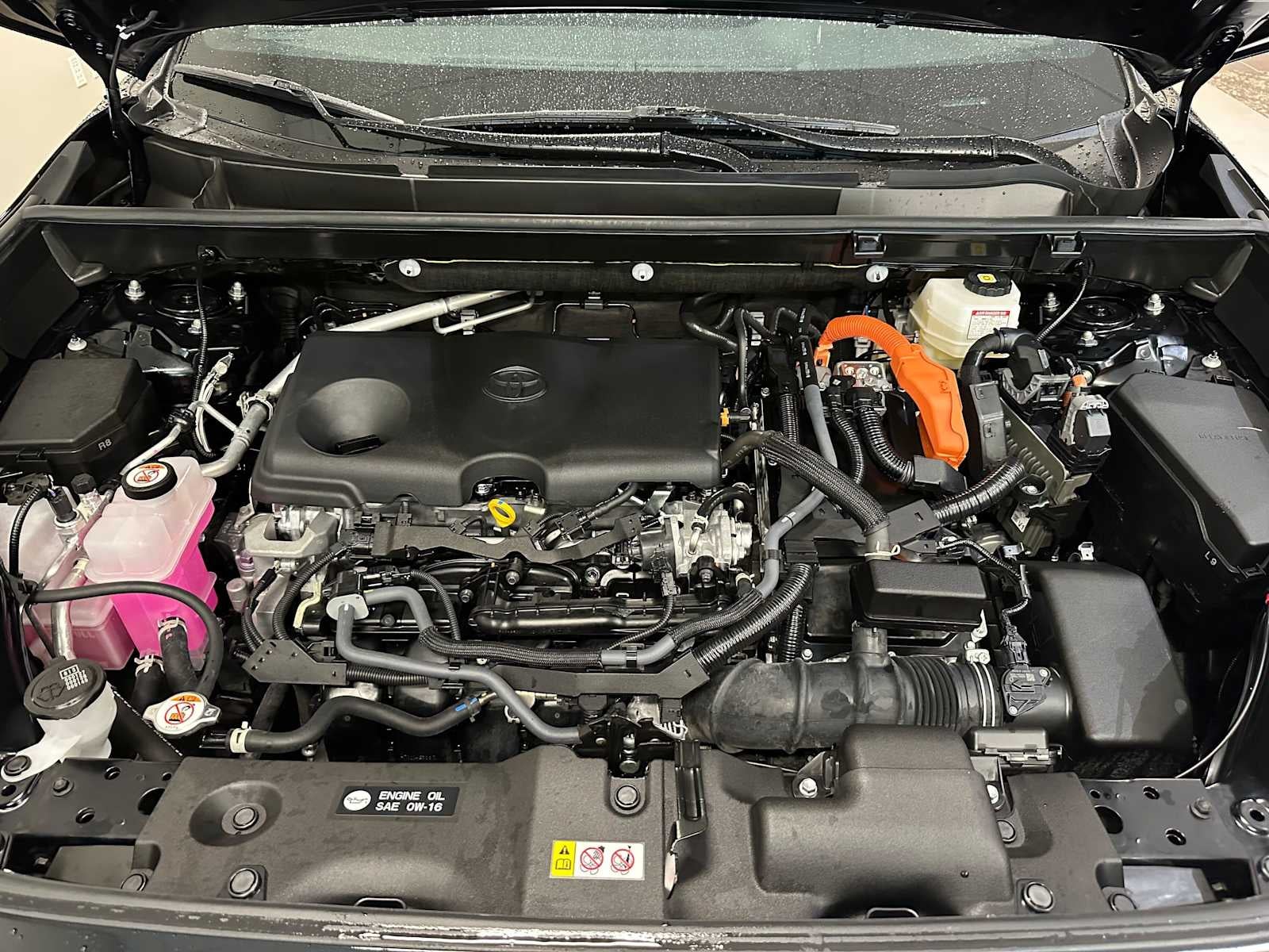 2025 Toyota RAV4 Hybrid SE