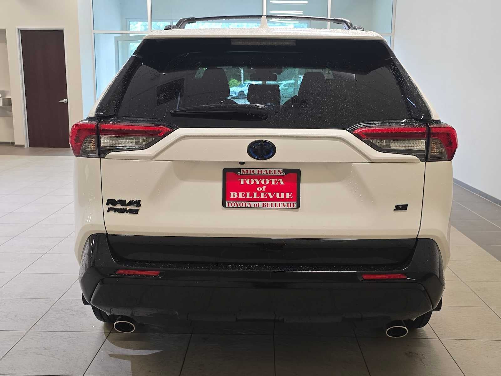 2022 Toyota RAV4 Prime SE
