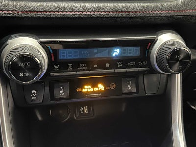 2024 Toyota RAV4 Prime SE