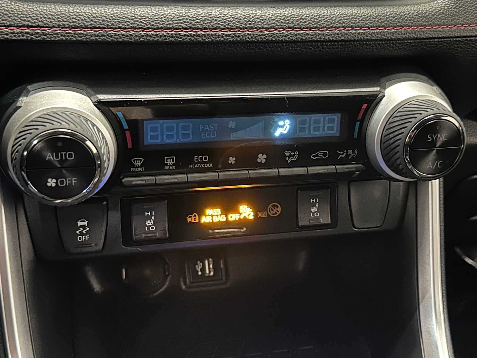 2024 Toyota RAV4 Prime SE