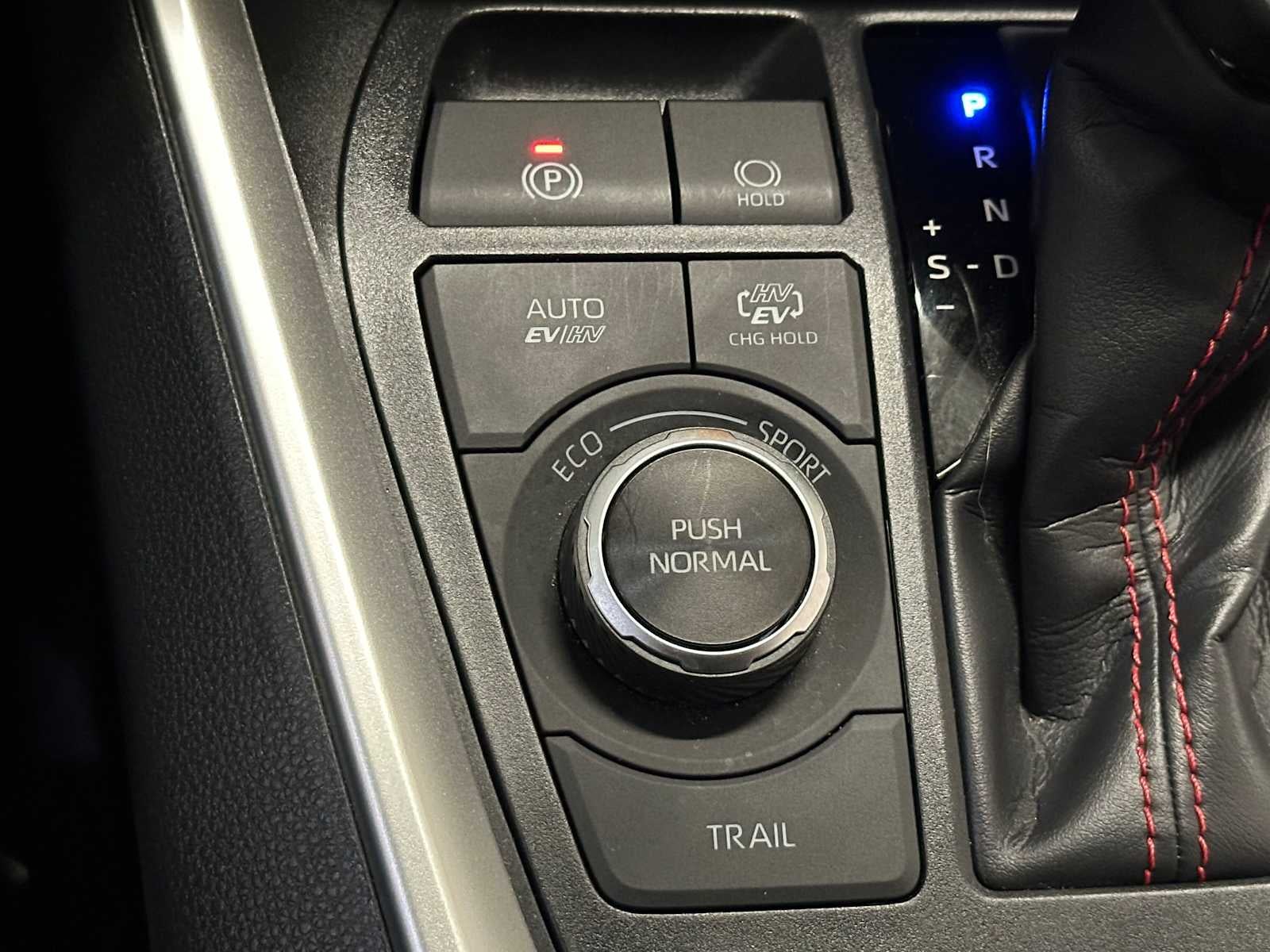 2024 Toyota RAV4 Prime SE