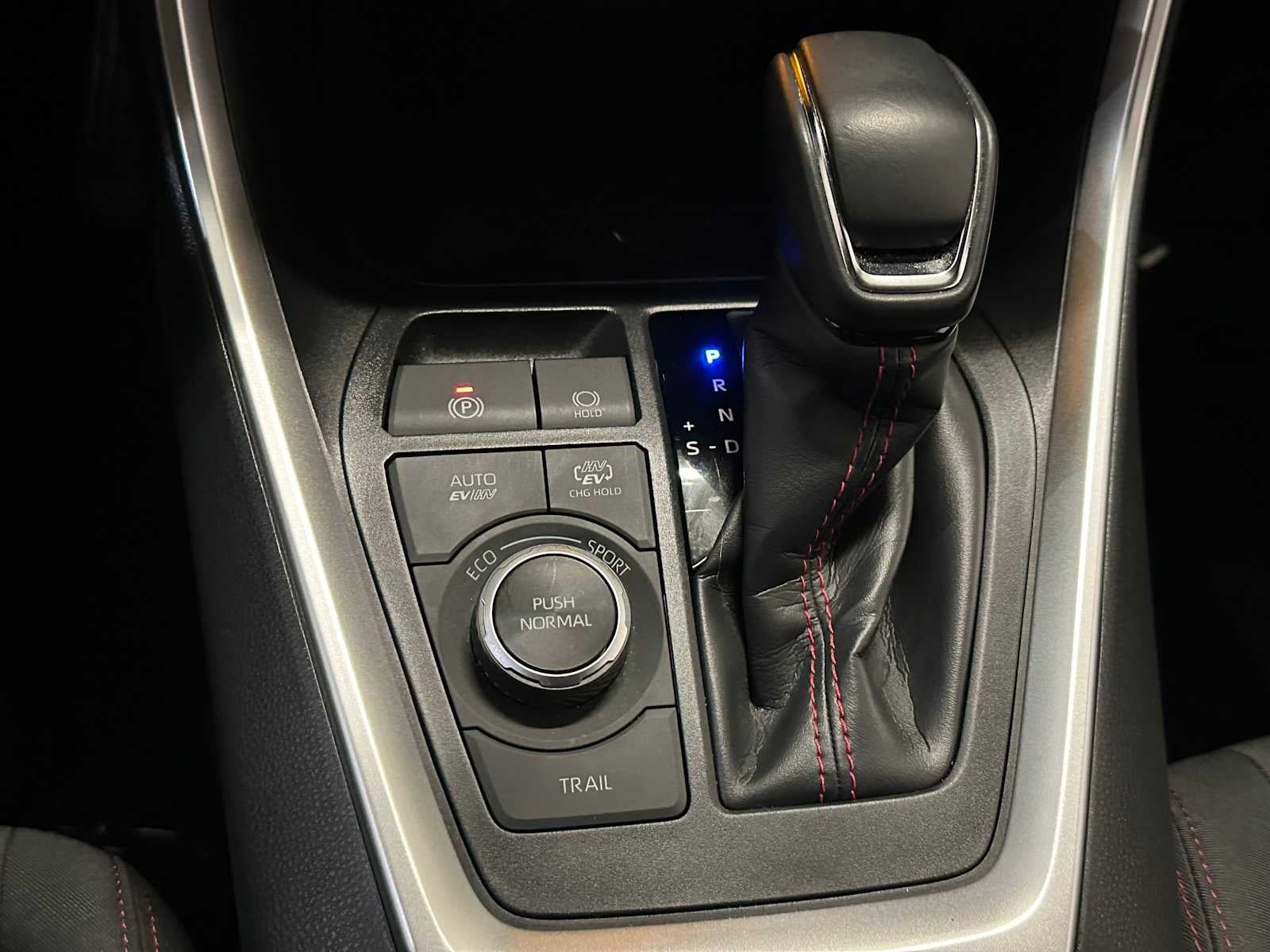 2024 Toyota RAV4 Prime SE