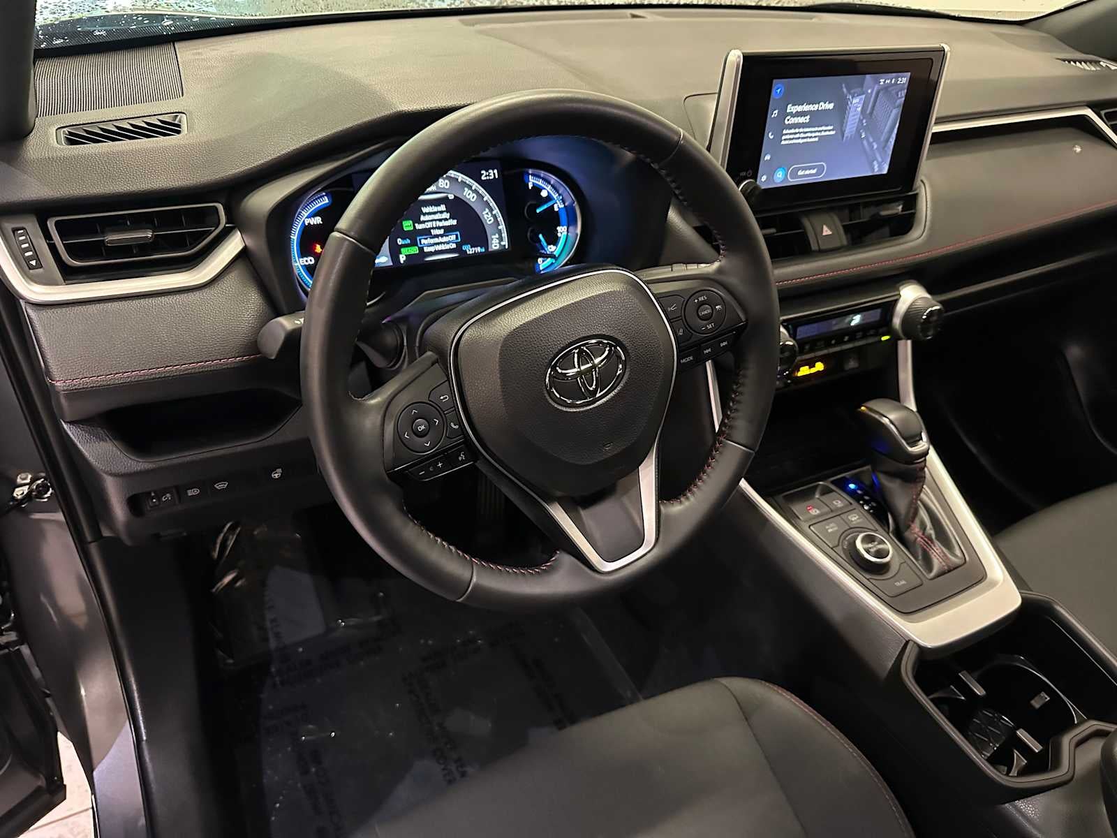 2024 Toyota RAV4 Prime SE