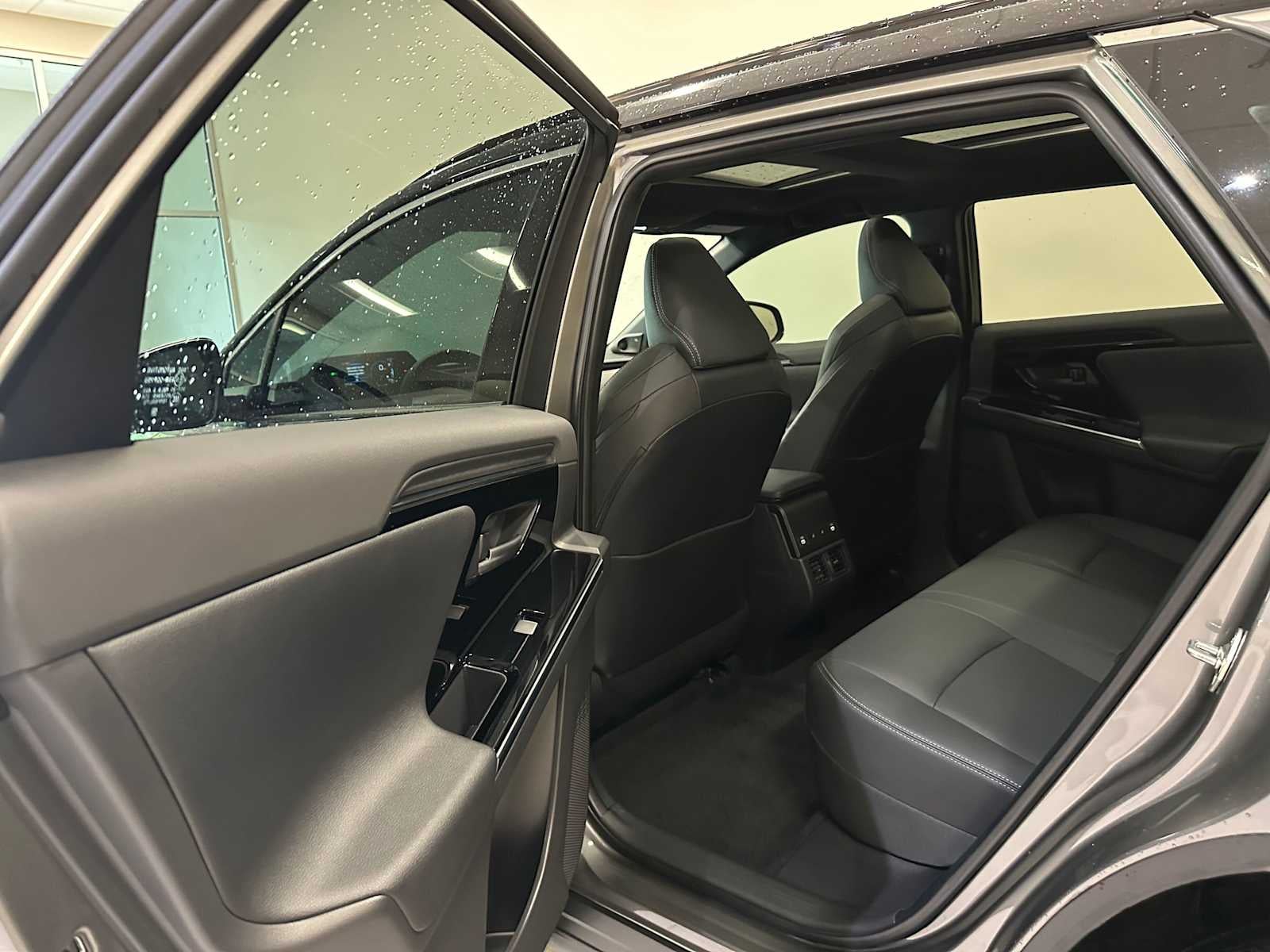 2023 Toyota bZ4X Limited