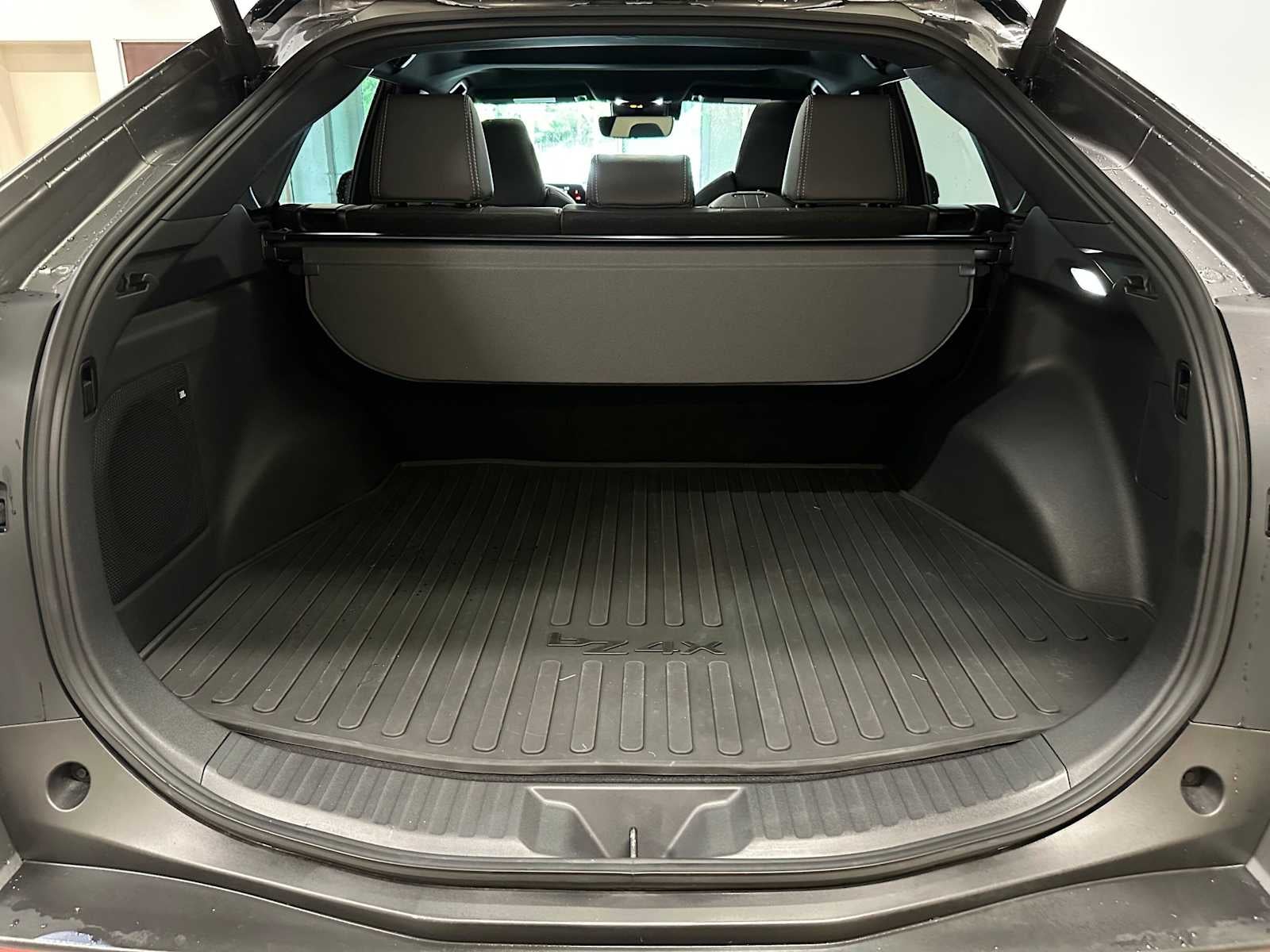 2023 Toyota bZ4X Limited