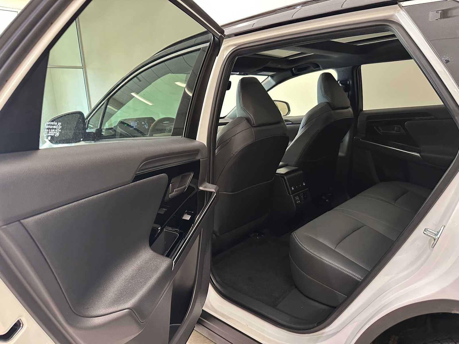 2023 Toyota bZ4X Limited