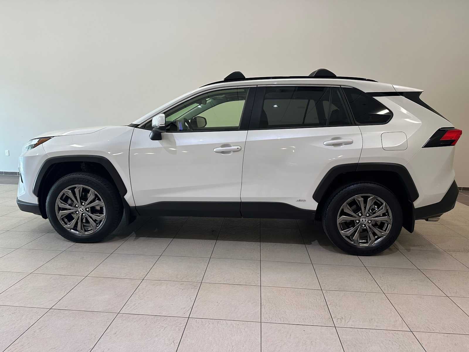 2023 Toyota RAV4 Hybrid XLE Premium