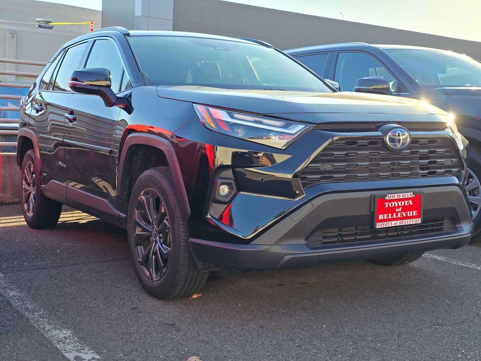 2024 Toyota RAV4 Hybrid XLE Premium