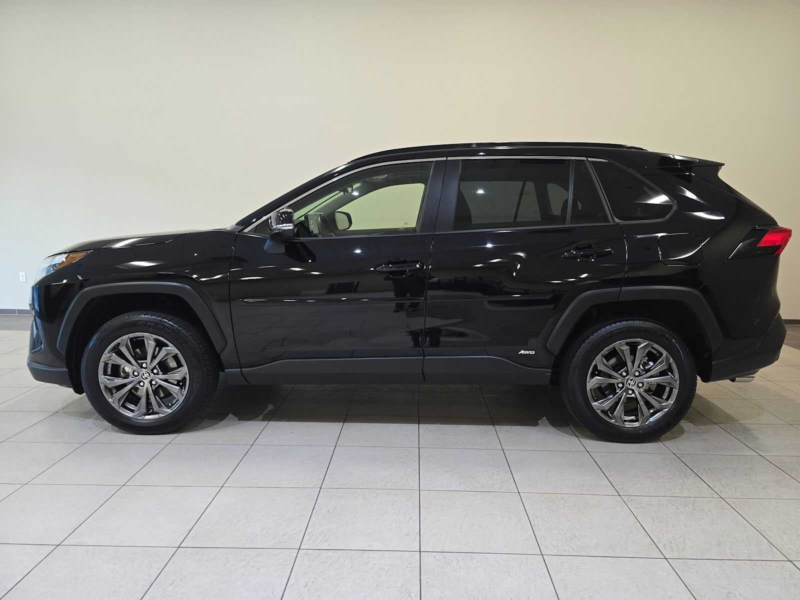 2024 Toyota RAV4 Hybrid XLE Premium