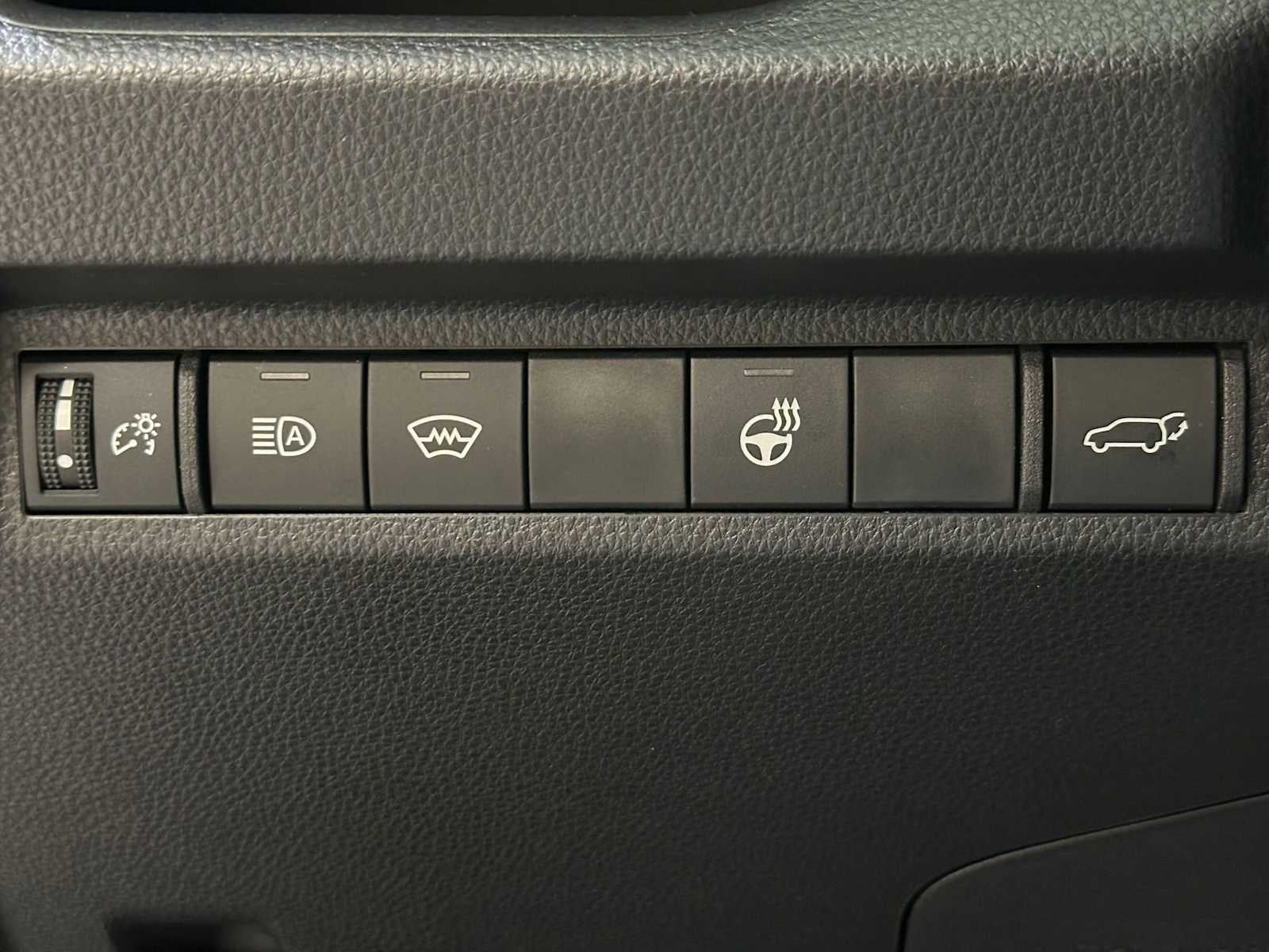 2025 Toyota RAV4 Hybrid XLE Premium