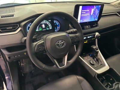 2025 Toyota RAV4 Hybrid XLE Premium