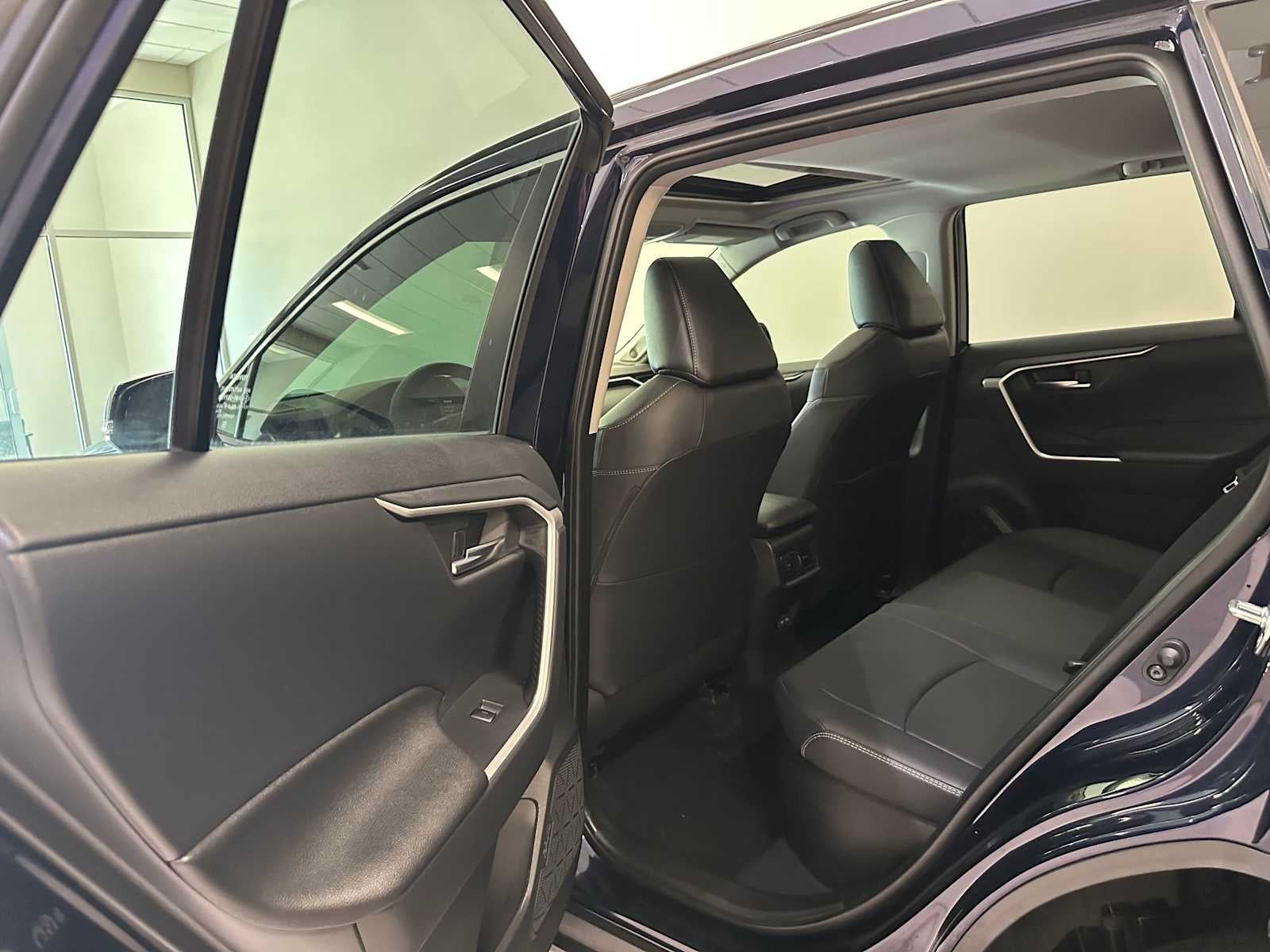 2025 Toyota RAV4 Hybrid XLE Premium