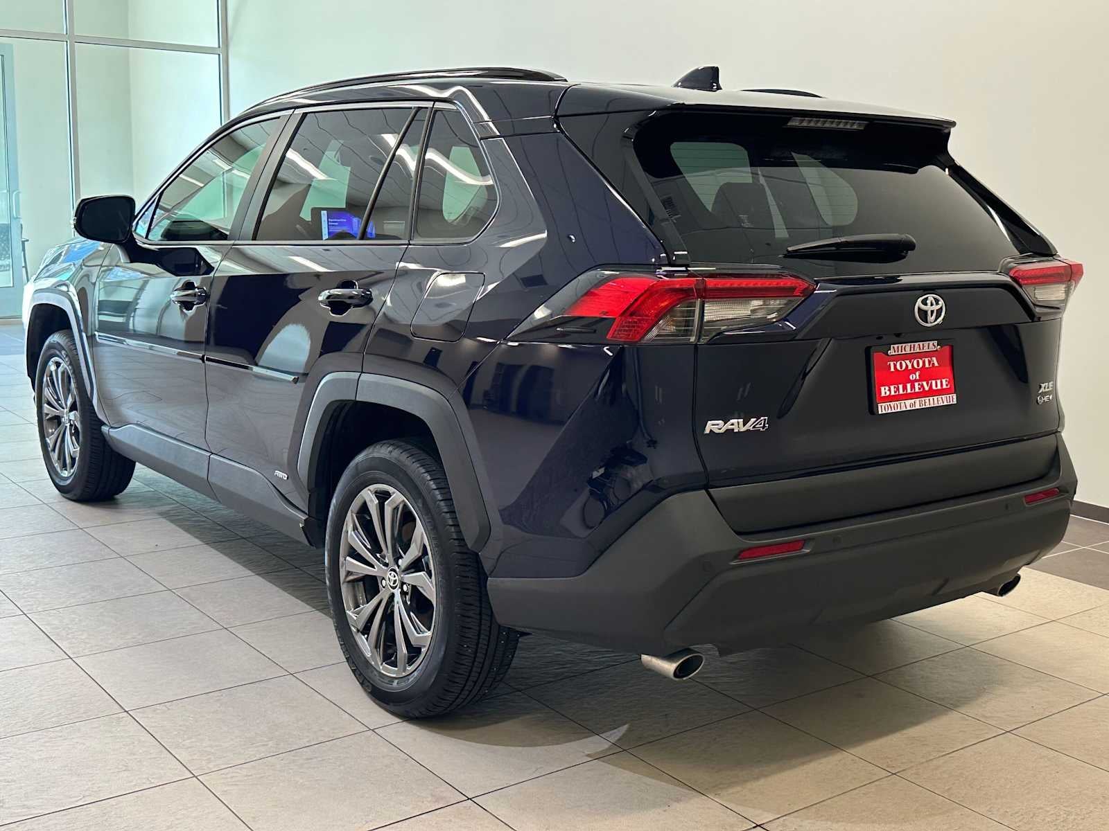 2025 Toyota RAV4 Hybrid XLE Premium