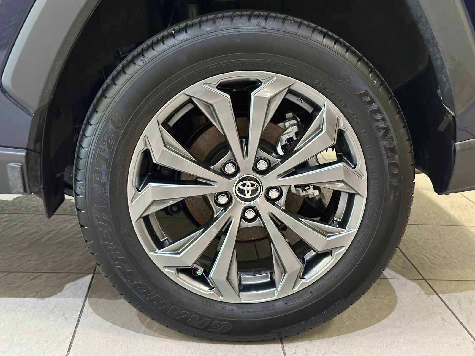 2025 Toyota RAV4 Hybrid XLE Premium
