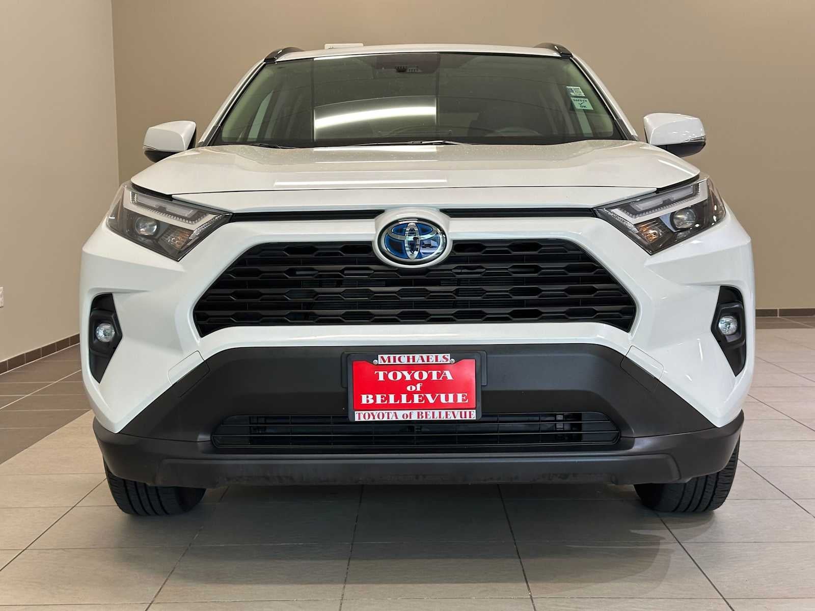 2023 Toyota RAV4 Hybrid XLE Premium