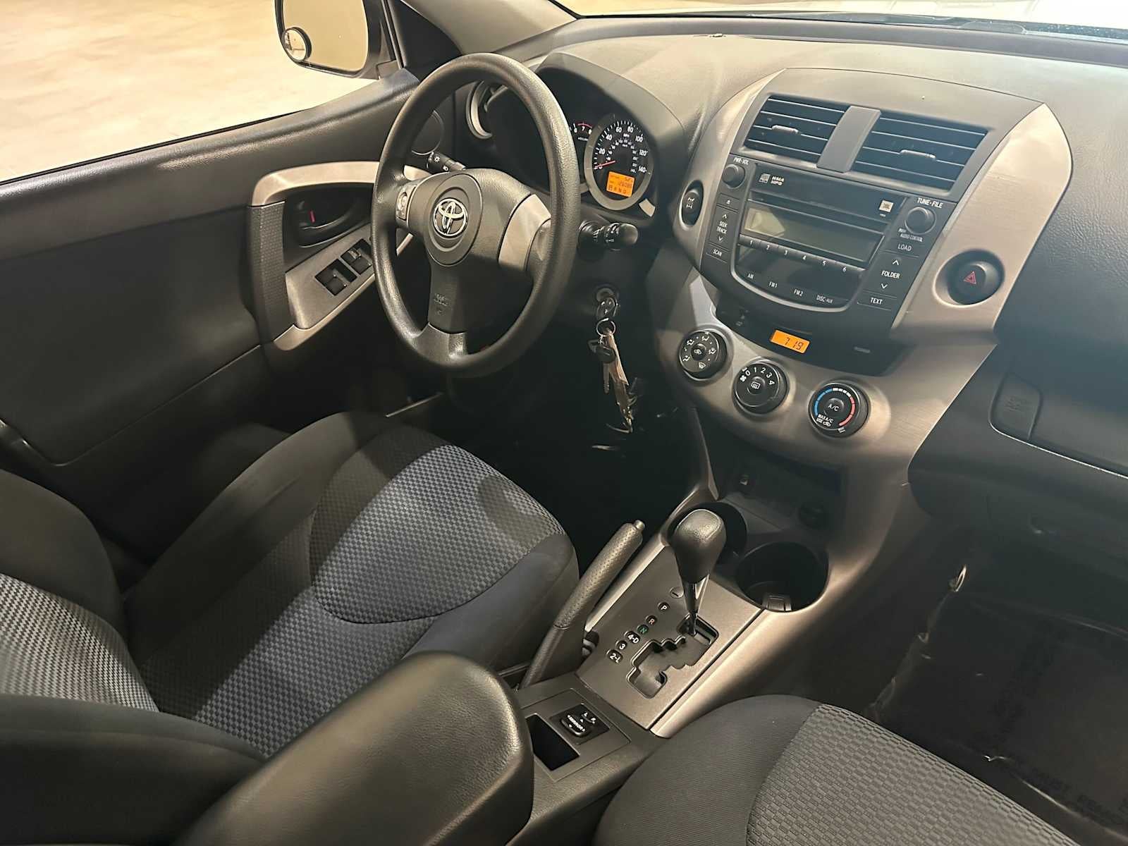 2006 Toyota RAV4 Sport