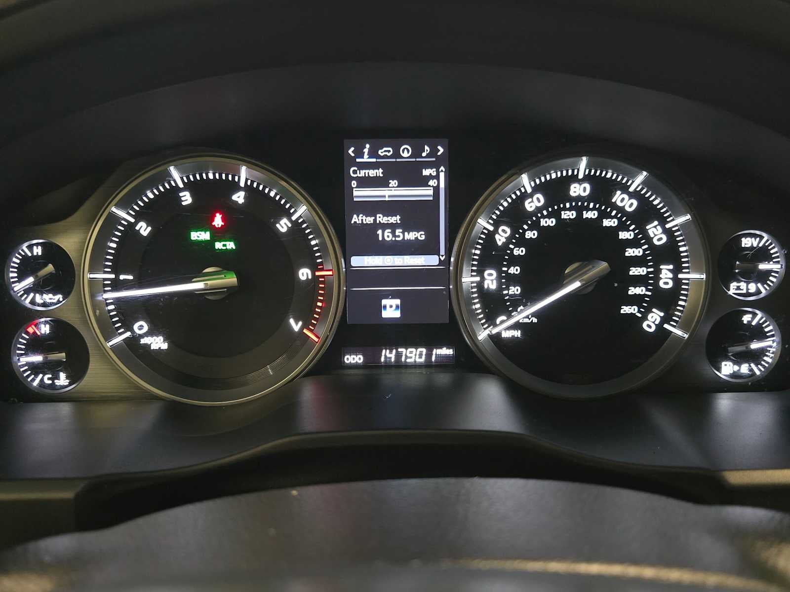 2017 Toyota Land Cruiser 4WD (Natl)