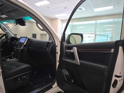 2017 Toyota Land Cruiser 4WD (Natl)